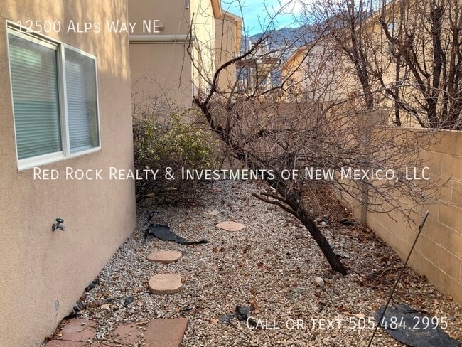 Building Photo - 12500 Alps Way NE