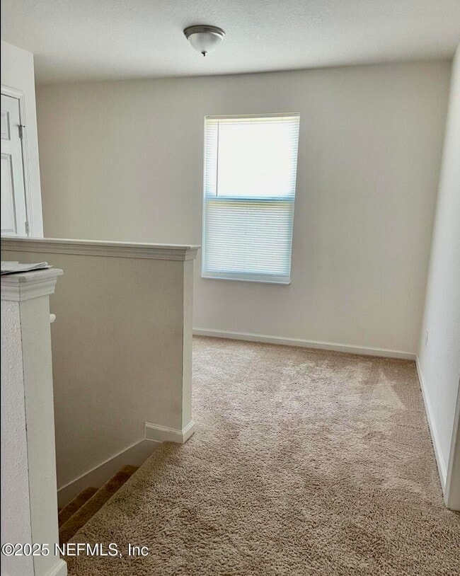 Building Photo - 8709 Lake George Cir E