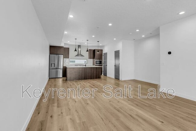 Building Photo - 230 W 1300 S St
