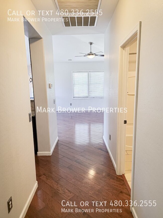 Building Photo - 5741 S 21st Terrace
