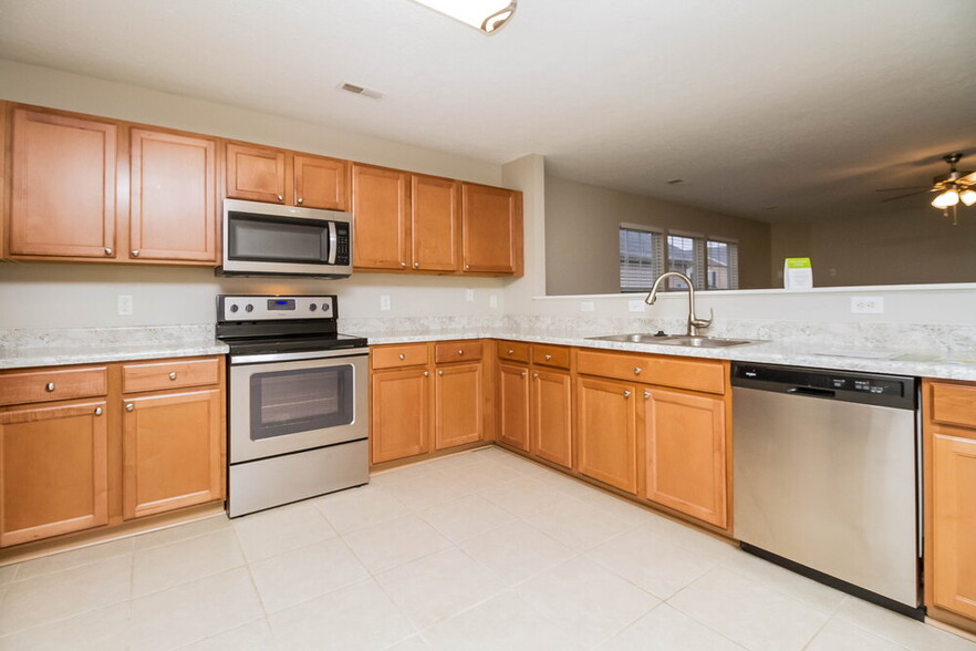 Building Photo - 3460 Chandler Cove Way