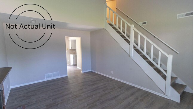 Building Photo - 7220 N Moberly Dr