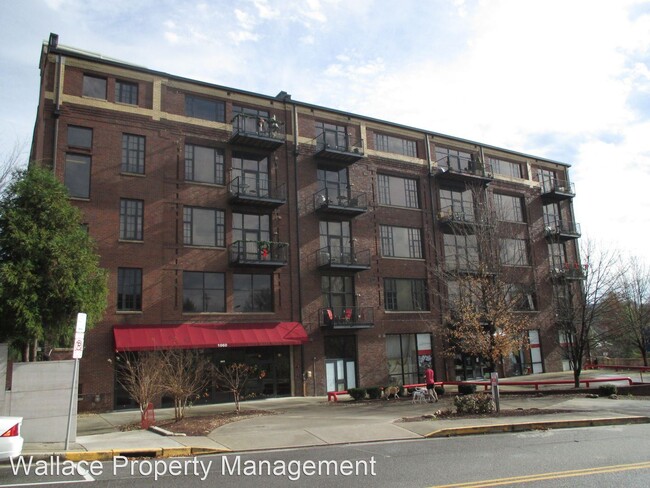 Primary Photo - 1 br, 2 bath House - 1060 Worlds Fair Park...