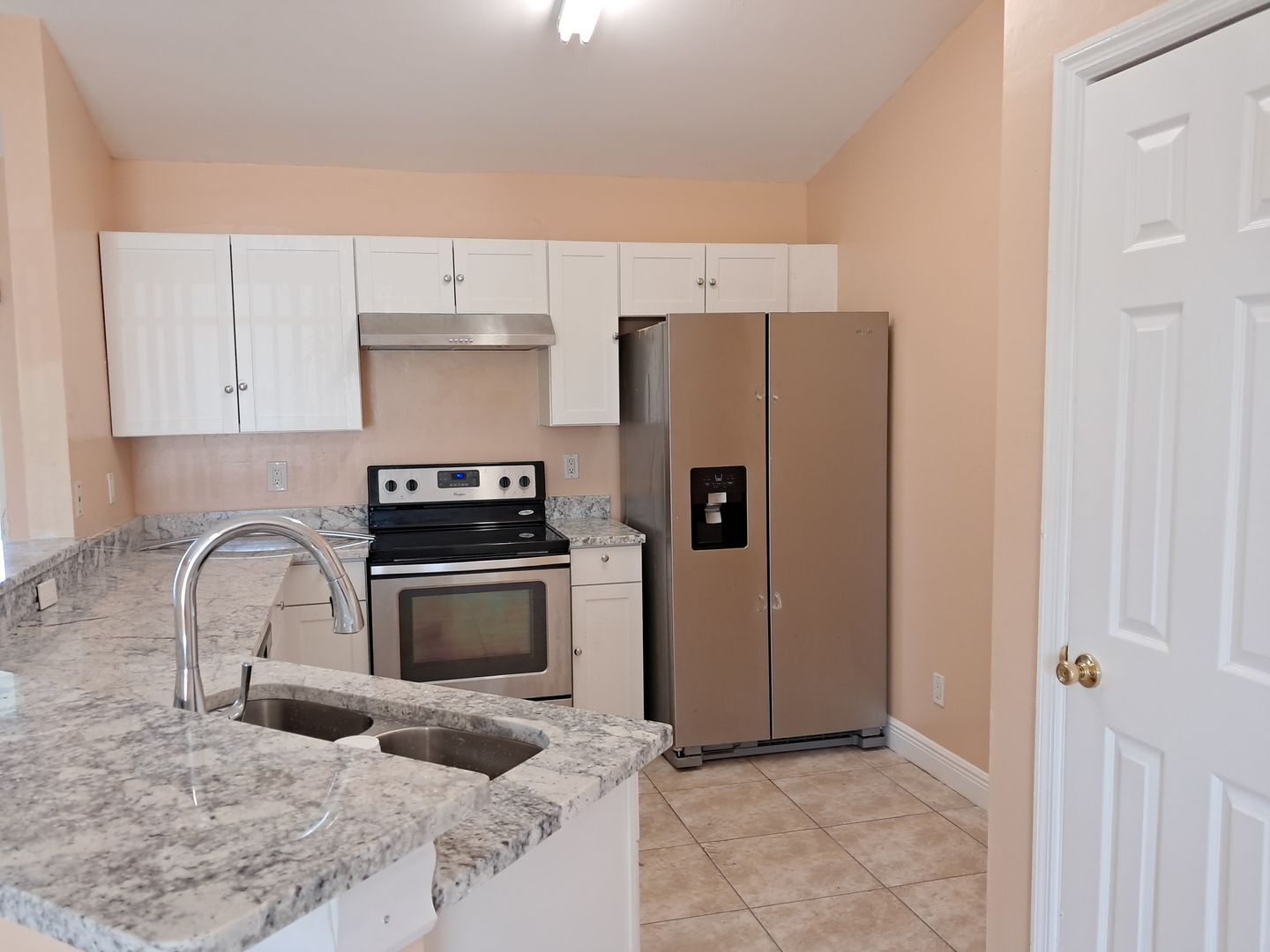 Building Photo - Beautiful Lehigh Home *** $500 off 1st month rent ***