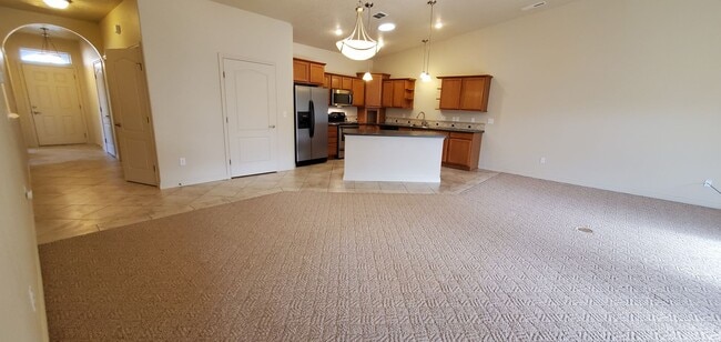 Building Photo - 9616 Vincenzo Dr