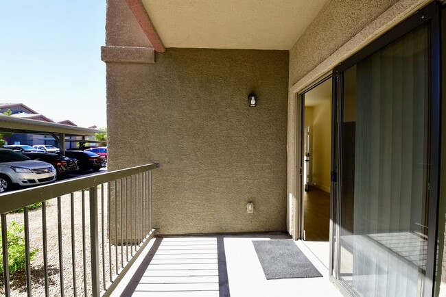 Building Photo - Charming Two-Bedroom Condo with Prime Location At Coronado Palms!