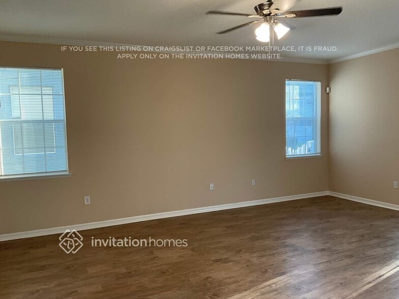 Building Photo - 14824 Cedar Branch Way