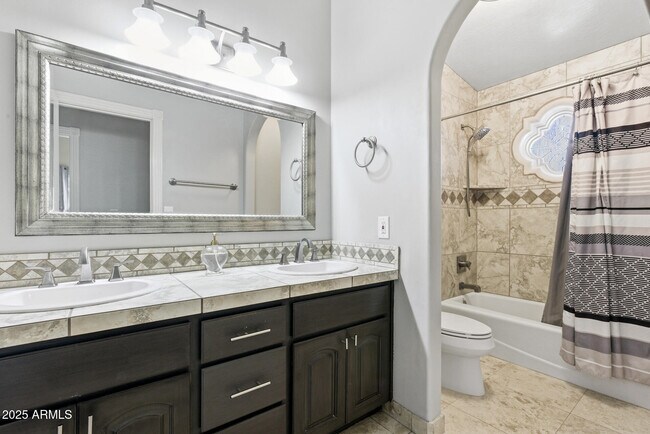 Building Photo - 15912 Centipede Dr