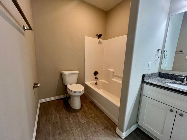 Building Photo - 9916 Landry Dr