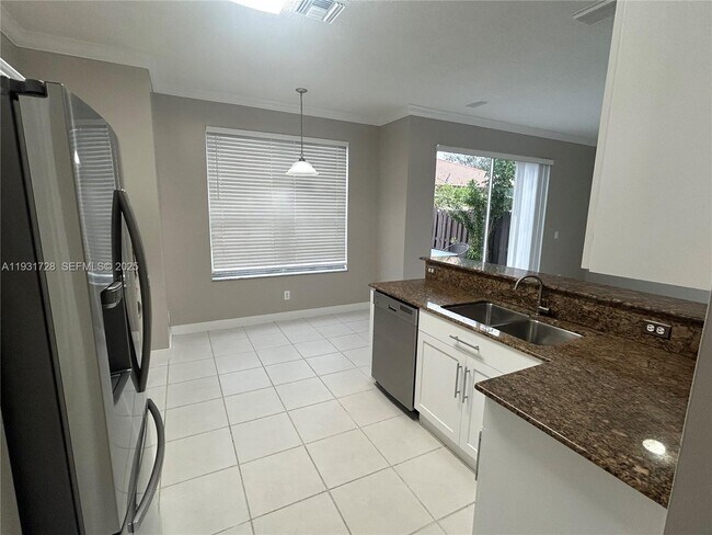 Building Photo - 16120 Opal Creek Dr