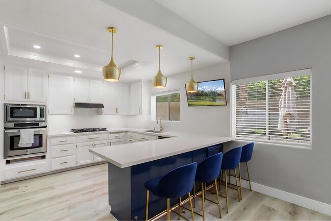 Kitchen - 40605 Ventana Ct