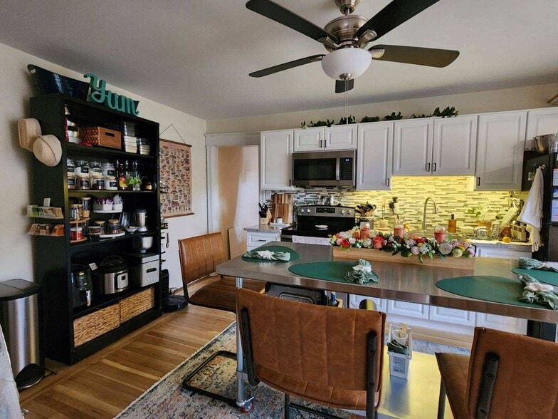 Kitchen - 724 N 19th St