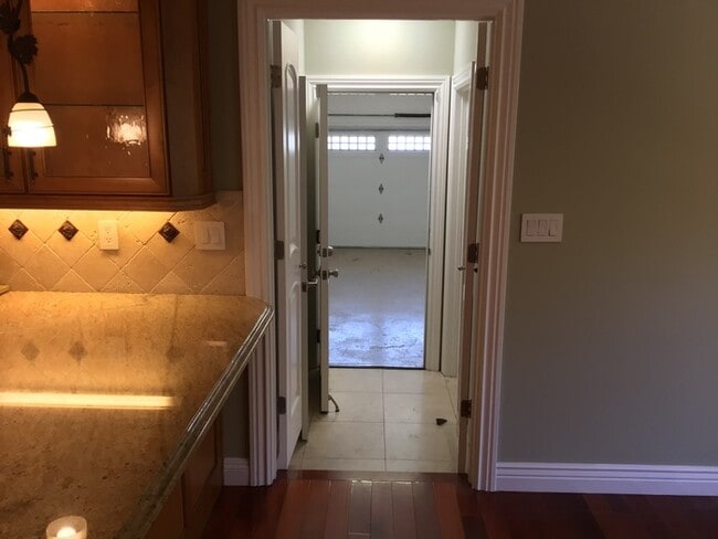 Building Photo - Stunning Executive Home in Almaden