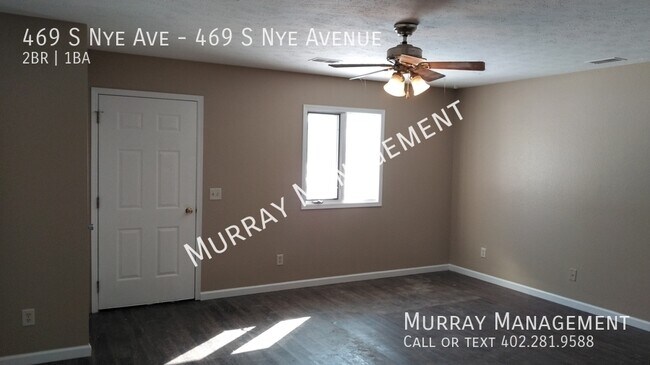 Building Photo - 469 S Nye Ave