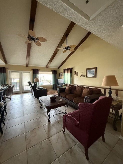 Building Photo - 1209 Pompano Ave