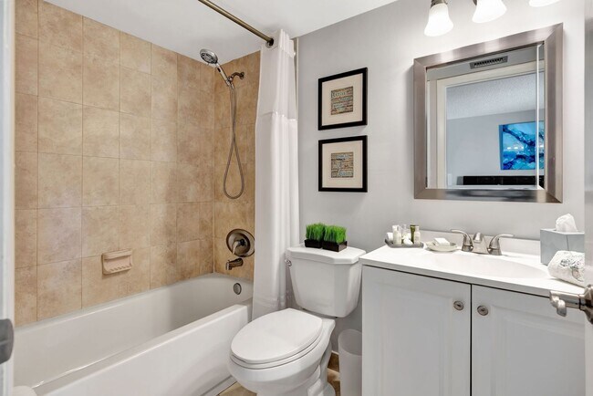 Building Photo - 1605 US-1