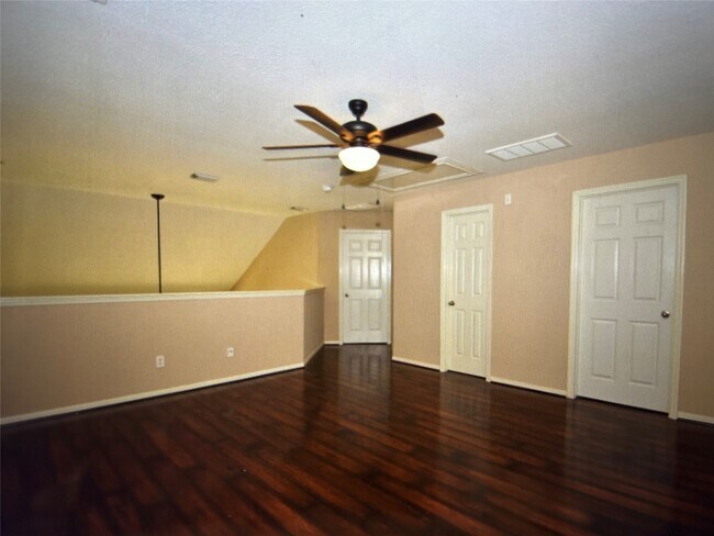 Building Photo - 8911 Silent Willow Ln