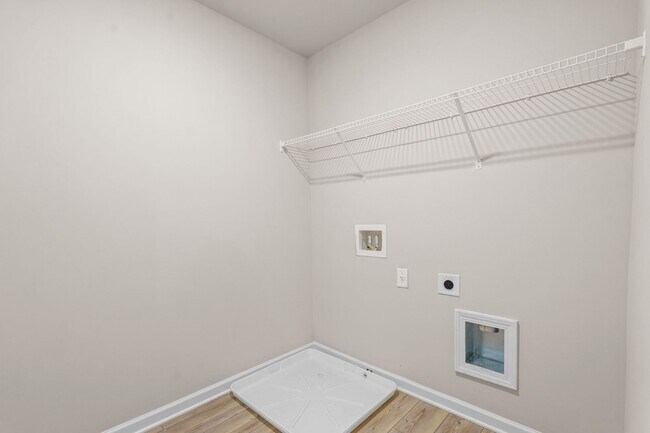 Building Photo - 4 Bedroom Single Family Home In Pendergrass!