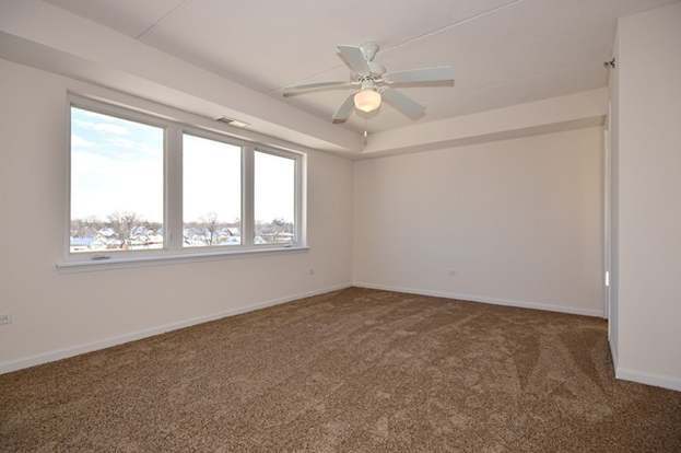 Building Photo - 8010 Riverwalk Dr