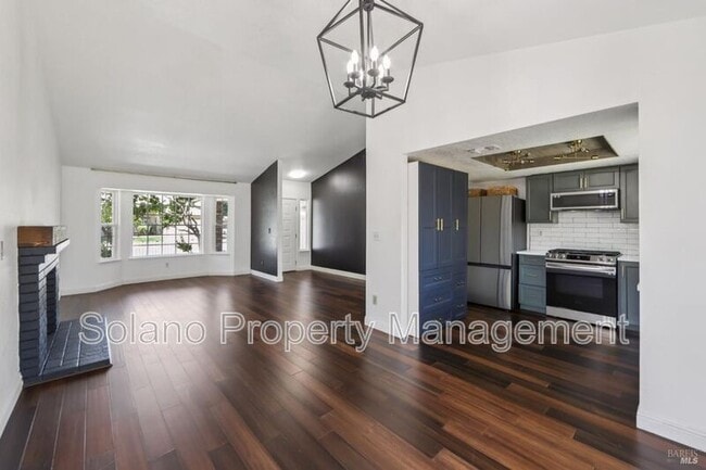 Building Photo - 309 Nancy Ln