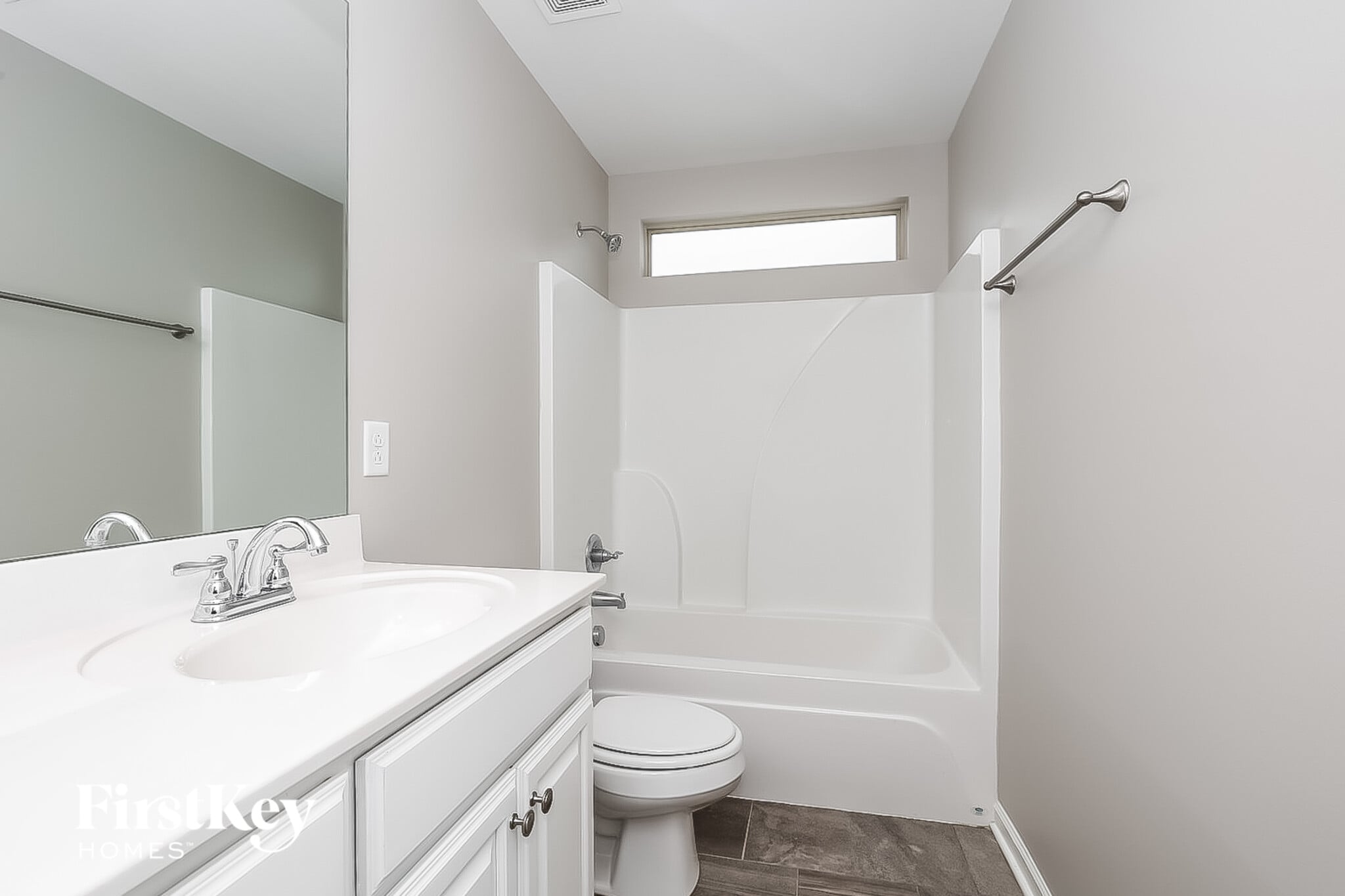 Building Photo - 3241 Mapleside Ln