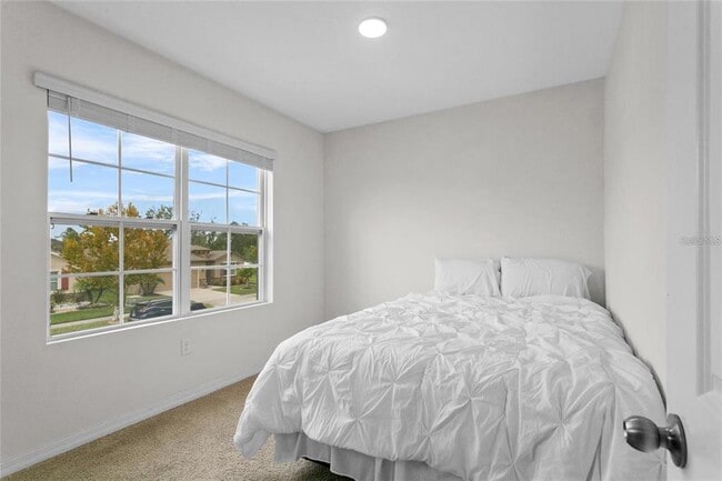 Building Photo - 1872 Rustic Falls Dr