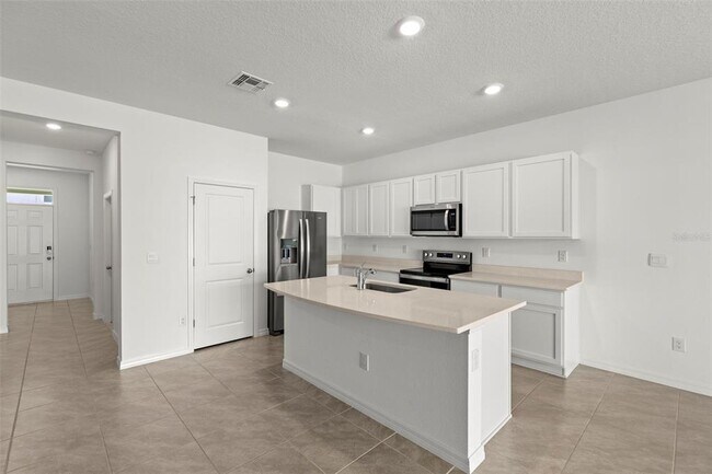 Building Photo - 17205 Bigleaf Mahogany Ln