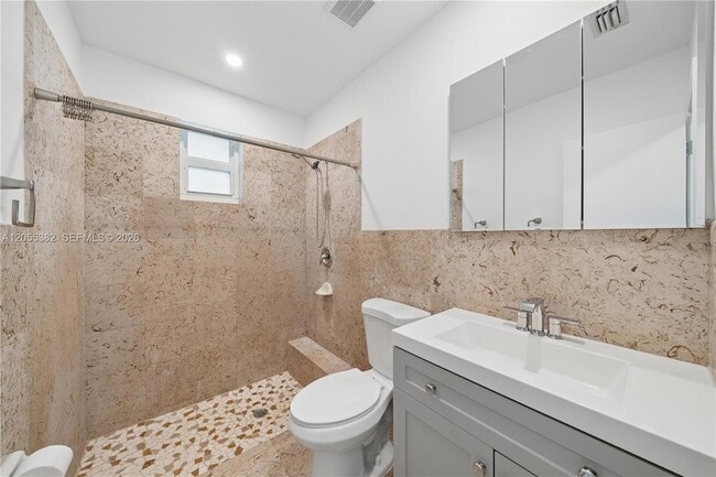 Building Photo - 220 NW 130th Ave
