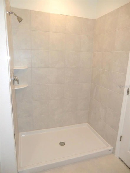 Building Photo - 364 Loch Ct