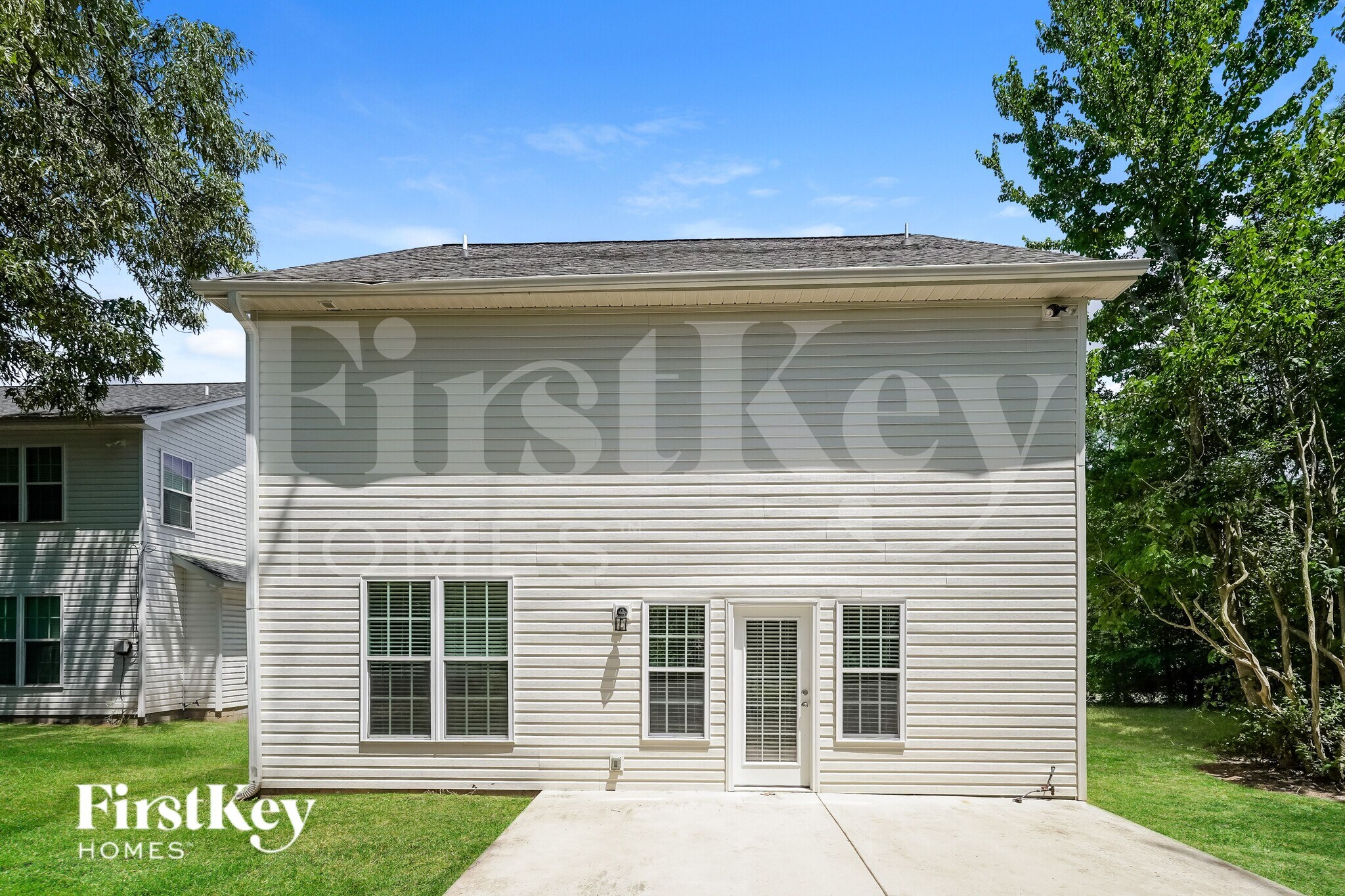 Building Photo - 1818 Yarborough Dr