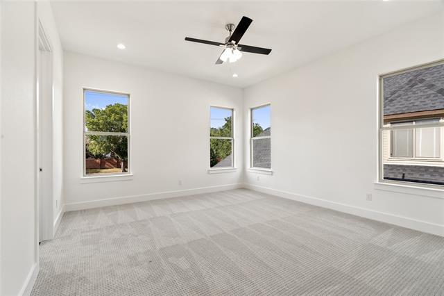 Building Photo - 907 St George Pl