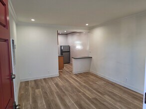 Building Photo - 1519 Armacost Ave