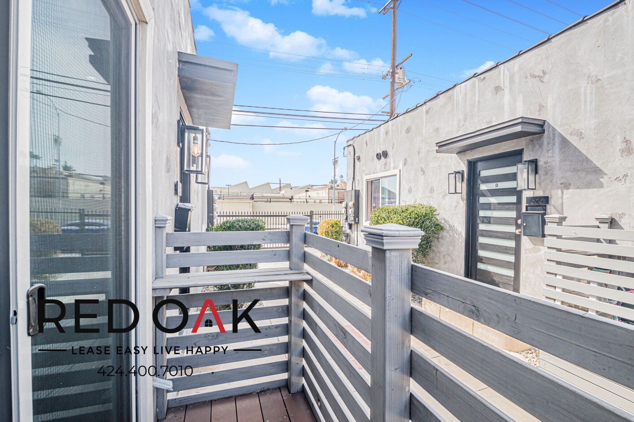 Building Photo - 836 N Van Ness Ave