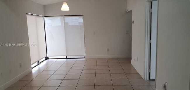 Building Photo - 6702 SW 152nd Pl