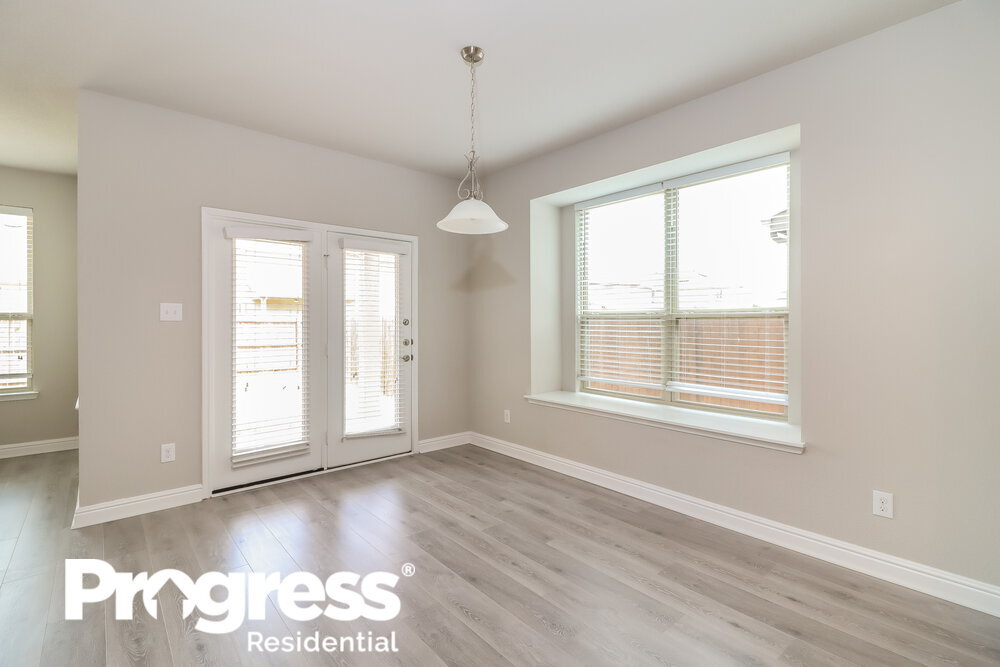 Building Photo - 6232 Topsail Dr