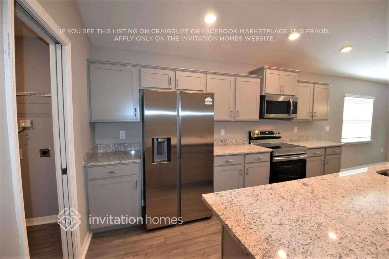 Building Photo - 3810 Willow Ridge Dr