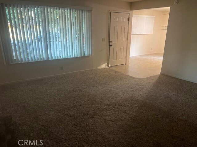 Building Photo - 17 San Gabriel Dr
