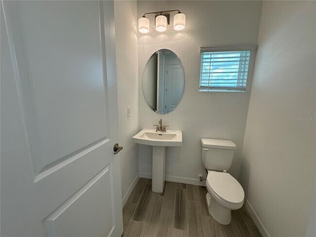 Building Photo - 994 Teal Crk Dr