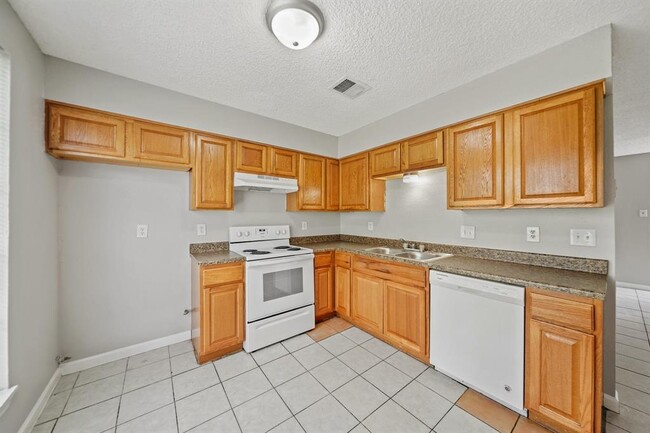 Building Photo - 11506 Fruitwood Dr
