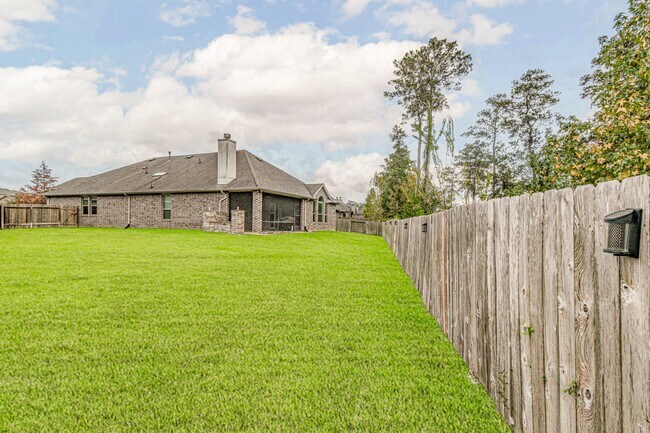 Building Photo - 14149 Isle Royal Ln