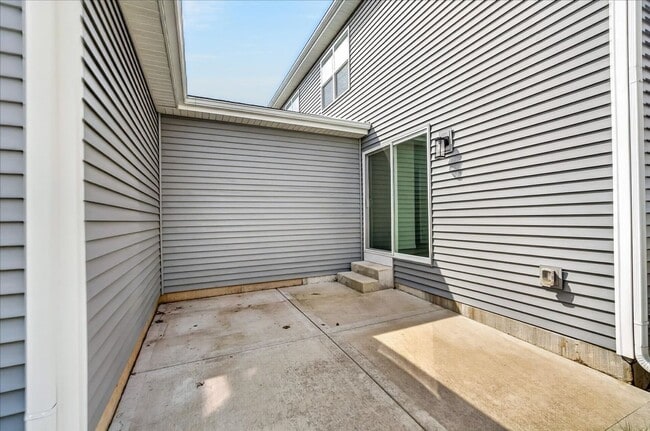Building Photo - 1045 Range Trail