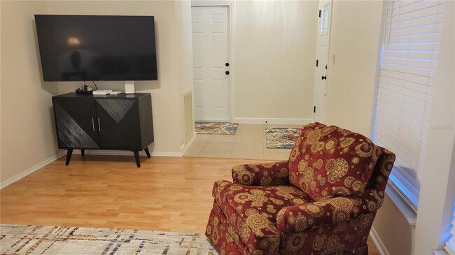 Building Photo - 1526 Georgetowne Ln