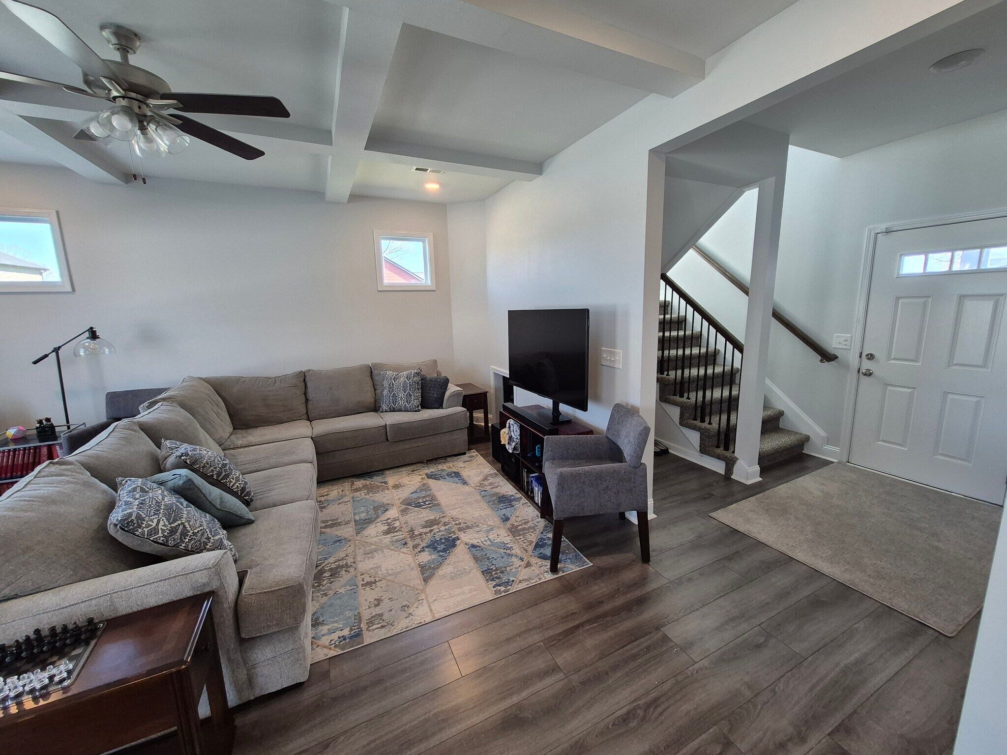 Living Room - 207 King Rd