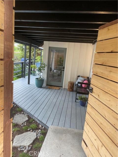 Building Photo - 736 Griffith Pl