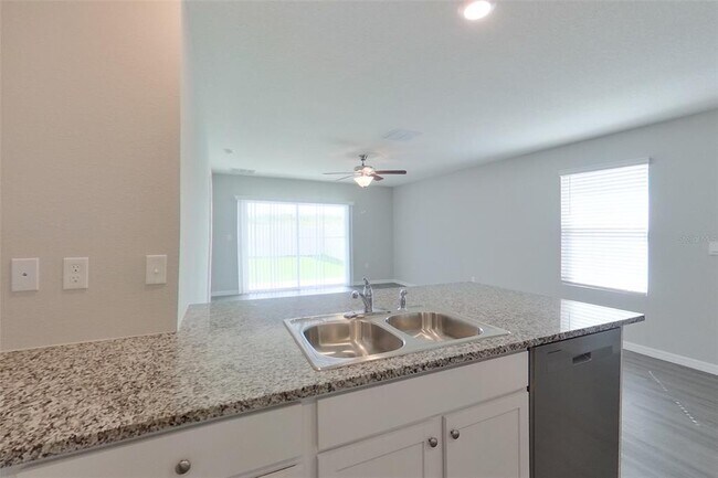 Building Photo - 8595 SW 43rd Ter