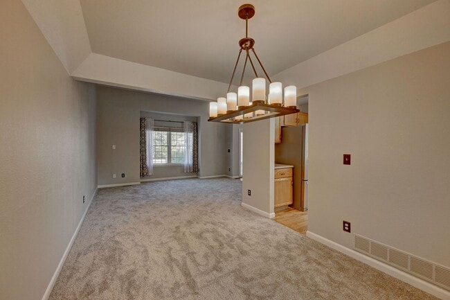 Building Photo - 1625 Flint Ct