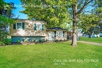 Building Photo - 2929 Gentry Ln