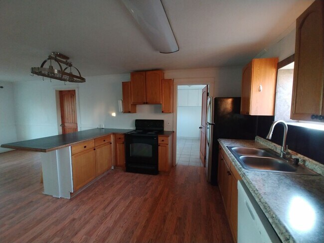 Building Photo - Cozy 2 Bed, 1 Bath Home in Rural Wilder