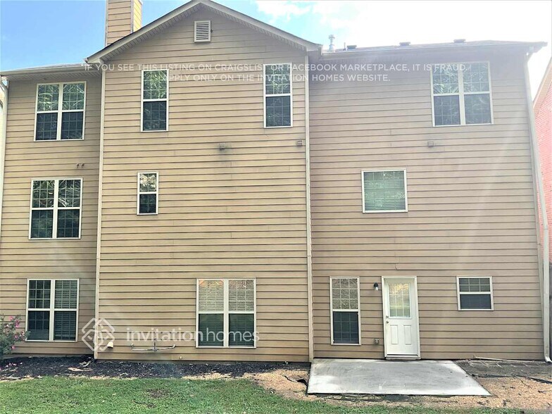 Building Photo - 478 Commons Park Ln