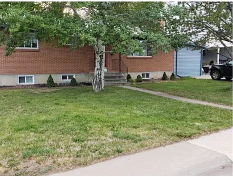 Building Photo - 1315 Balsam St